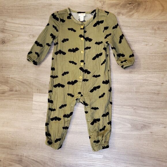 Cat Jack Baby 12 Month One Piece Pajama Olive Green Bats Halloween Gauzy Soft - Picture 1 of 4